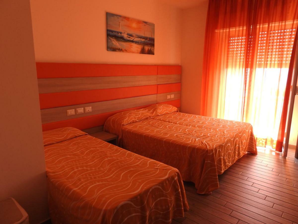Chrismare Hotel Маццео Экстерьер фото